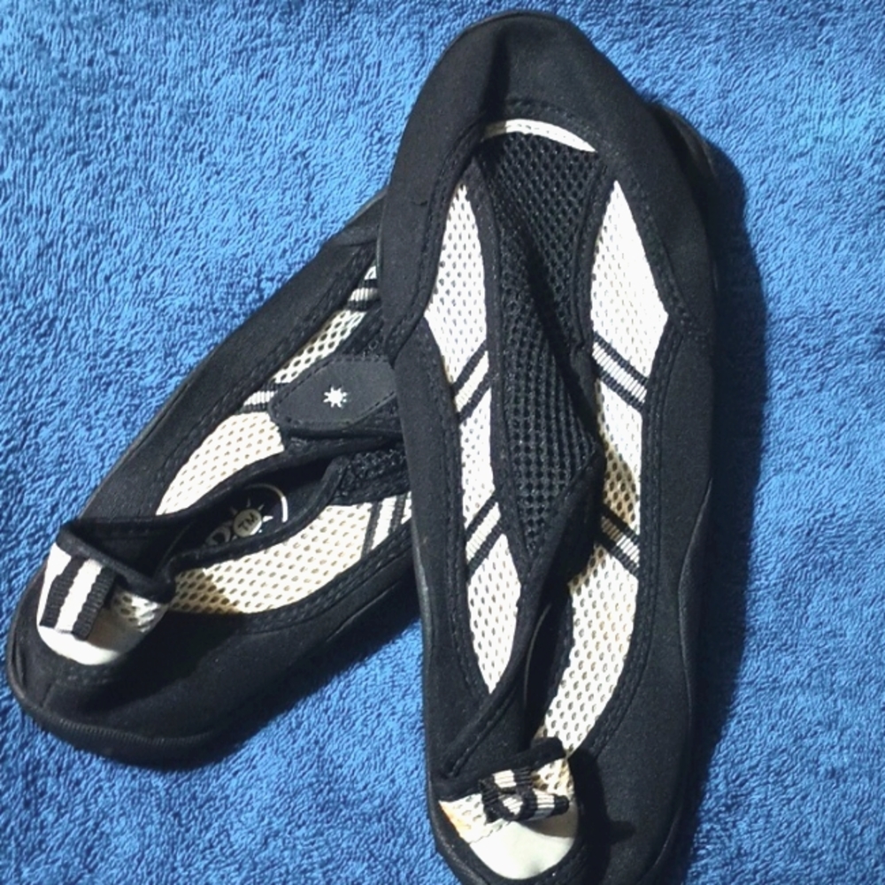Sand n Sun Water shoes
